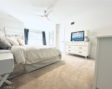 446 Vista Roma - Photo Thumbnail 26