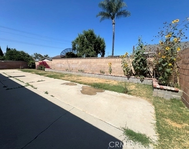 2544 S Garfield - Photo Thumbnail 1