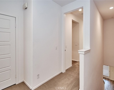 5931 Spring - Photo Thumbnail 19