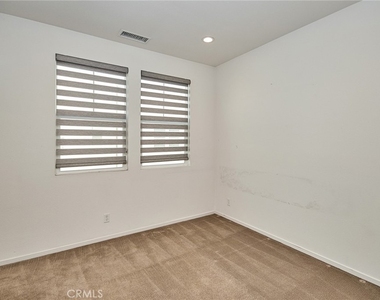 5931 Spring - Photo Thumbnail 9