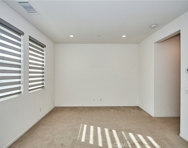 5931 Spring - Photo Thumbnail 15