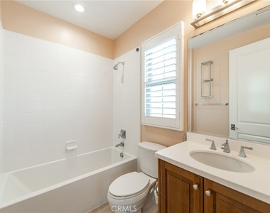 55 Hazelton - Photo Thumbnail 20