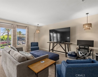 1801 E Katella Avenue - Photo Thumbnail 2