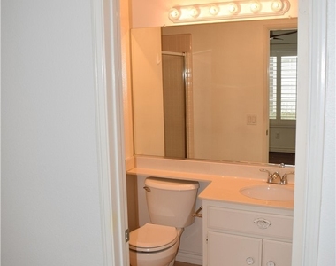 717 S.glenhurst Drive - Photo Thumbnail 22
