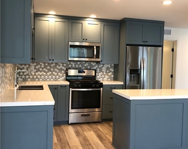 1505 Palm Avenue - Photo Thumbnail 16