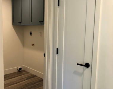 1505 Palm Avenue - Photo Thumbnail 26