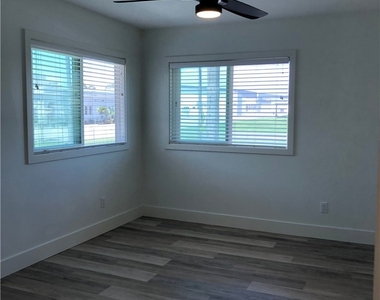 1505 Palm Avenue - Photo Thumbnail 18