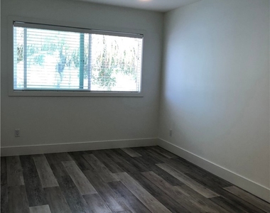 1505 Palm Avenue - Photo Thumbnail 29