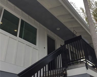 1505 Palm Avenue - Photo Thumbnail 5