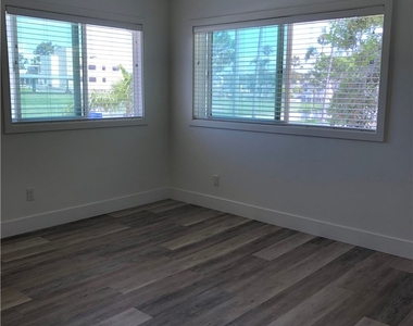 1505 Palm Avenue - Photo Thumbnail 31
