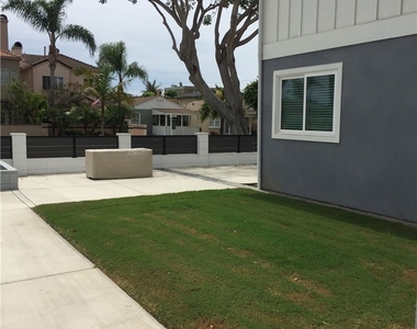 1505 Palm Avenue - Photo Thumbnail 1