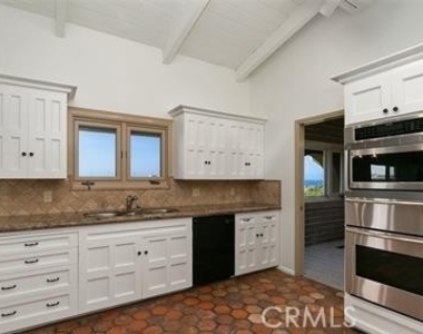 15 Monarch Bay Drive - Photo Thumbnail 9
