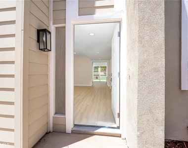 19751 Oceanaire Circle - Photo Thumbnail 6
