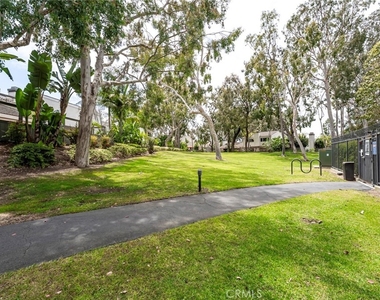 19751 Oceanaire Circle - Photo Thumbnail 42