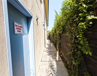 2006 S Corning Street - Photo Thumbnail 14