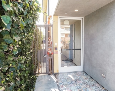 2006 S Corning Street - Photo Thumbnail 19