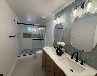 4397 Cartagena Drive - Photo Thumbnail 10