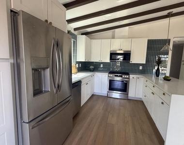 4397 Cartagena Drive - Photo Thumbnail 4