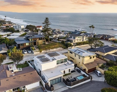 216 Ocean St. - Photo Thumbnail 3