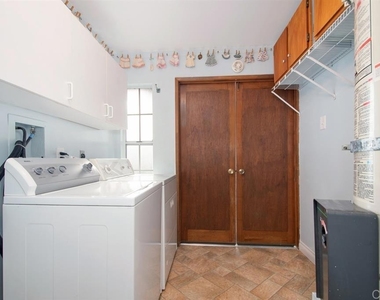 13881 Bassmore Drive - Photo Thumbnail 6