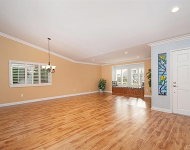 13881 Bassmore Drive - Photo Thumbnail 5
