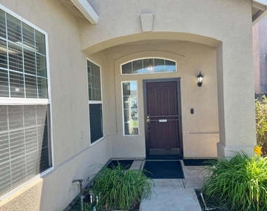1398 Madelena Lane - Photo Thumbnail 4