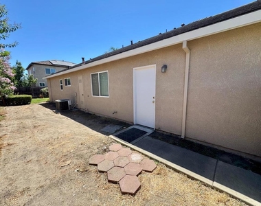 1398 Madelena Lane - Photo Thumbnail 36