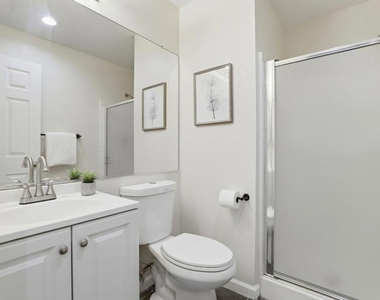 6121 Lambeck Lane - Photo Thumbnail 8