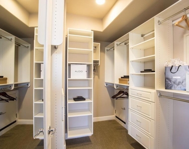 6462 Almaden Road - Photo Thumbnail 12