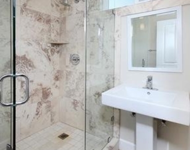 645 Glenneyre Street - Photo Thumbnail 8