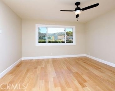 645 Glenneyre Street - Photo Thumbnail 6