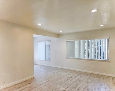 1026 San Rafael - Photo Thumbnail 11