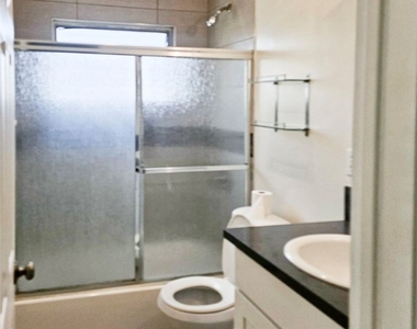 1026 San Rafael - Photo Thumbnail 2