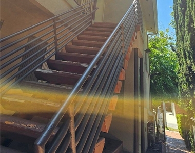 1026 San Rafael - Photo Thumbnail 13