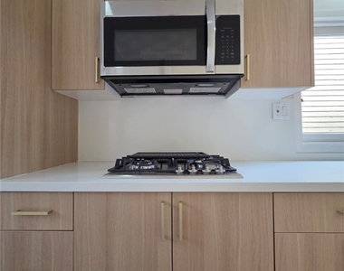 227 N Avenue 60 - Photo Thumbnail 11