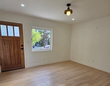 227 N Avenue 60 - Photo Thumbnail 3