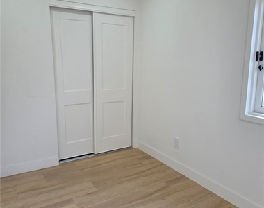 227 N Avenue 60 - Photo Thumbnail 18