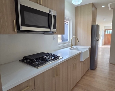 227 N Avenue 60 - Photo Thumbnail 13