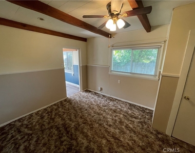 449 N 8th Avenue - Photo Thumbnail 3