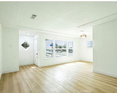 17003 Dubesor - Photo Thumbnail 3