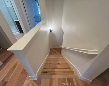 20402 Santa Ana Avenue - Photo Thumbnail 19