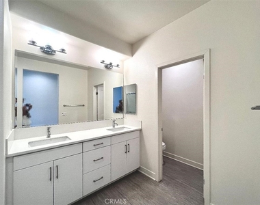 9040 Garvey Avenue - Photo Thumbnail 14
