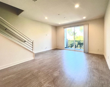 9040 Garvey Avenue - Photo Thumbnail 6