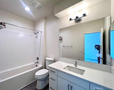 9040 Garvey Avenue - Photo Thumbnail 5