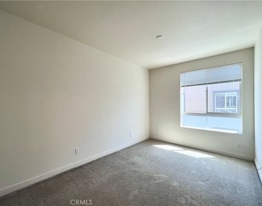 9040 Garvey Avenue - Photo Thumbnail 4