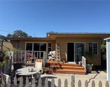 628 W Floral - Photo Thumbnail 12