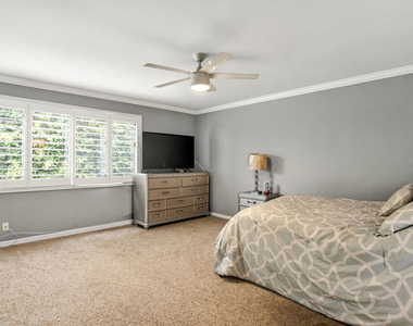 1110 S Shenandoah Street - Photo Thumbnail 10
