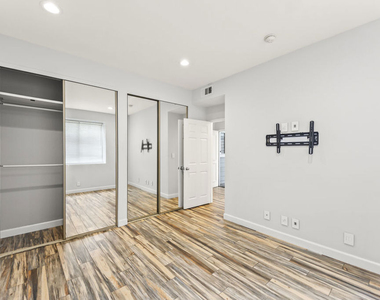 8500 Falmouth Avenue - Photo Thumbnail 9