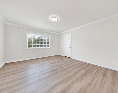 5532 Angelus Avenue - Photo Thumbnail 7