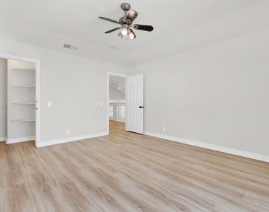 5532 Angelus Avenue - Photo Thumbnail 13